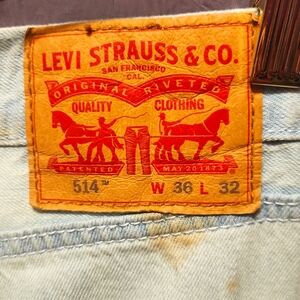Classic old school red tab Levi's 514 Jeans, Men's 36x32. Relaxed fit acid wash
